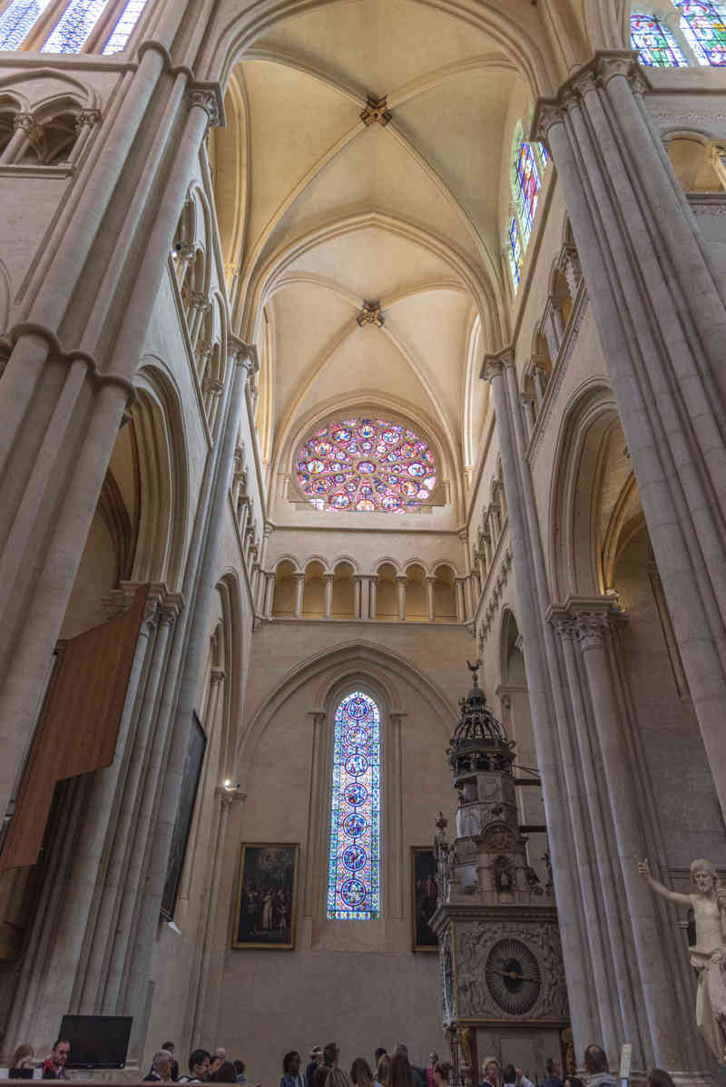Francia - Lyon 027 - catedral de Saint-Jean-Baptiste.jpg